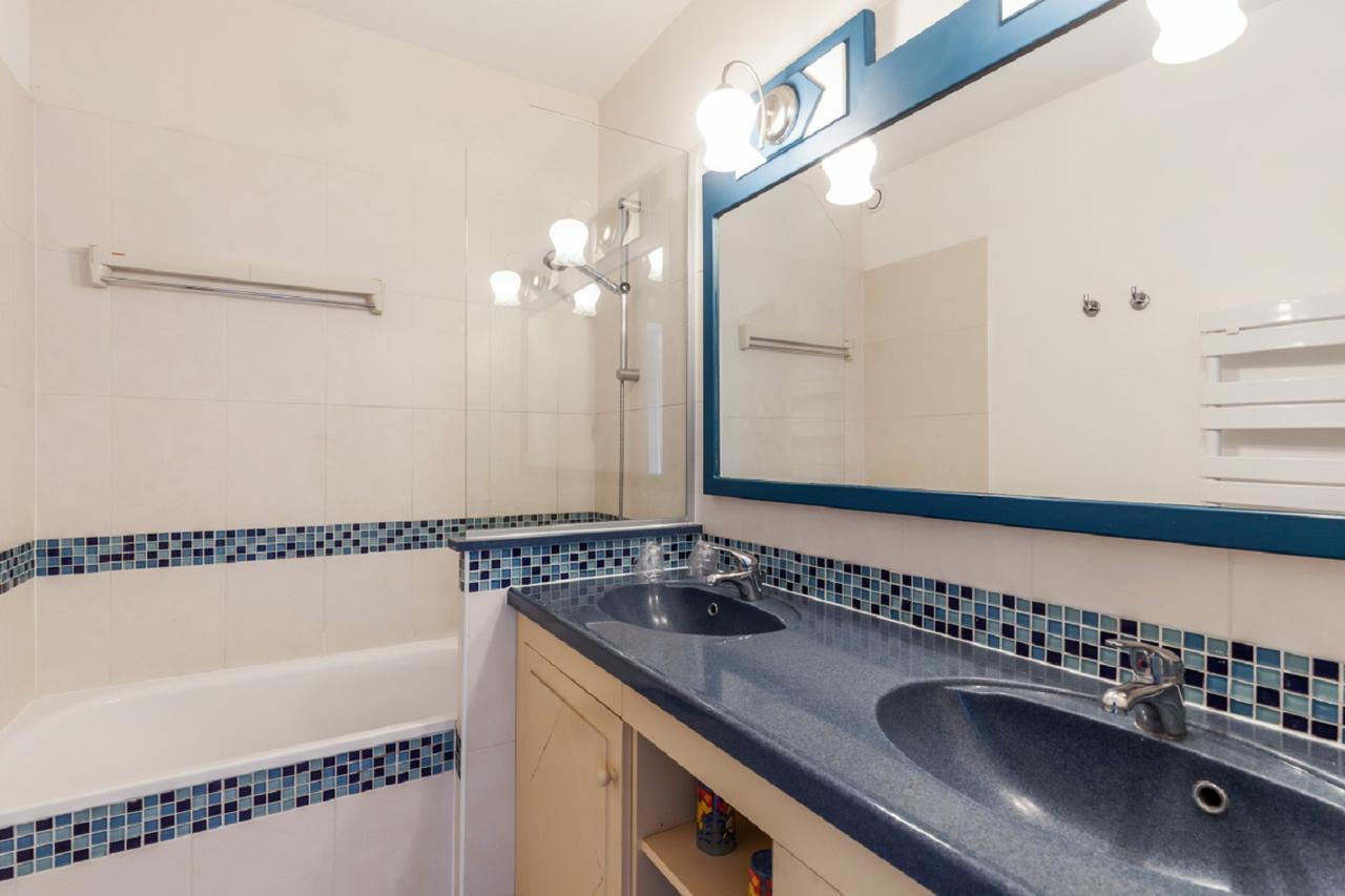 Residence Heliotel Marine - Maeva Home แซ็งต์-โลร็อง-ดู-วาร์ ภายนอก รูปภาพ
